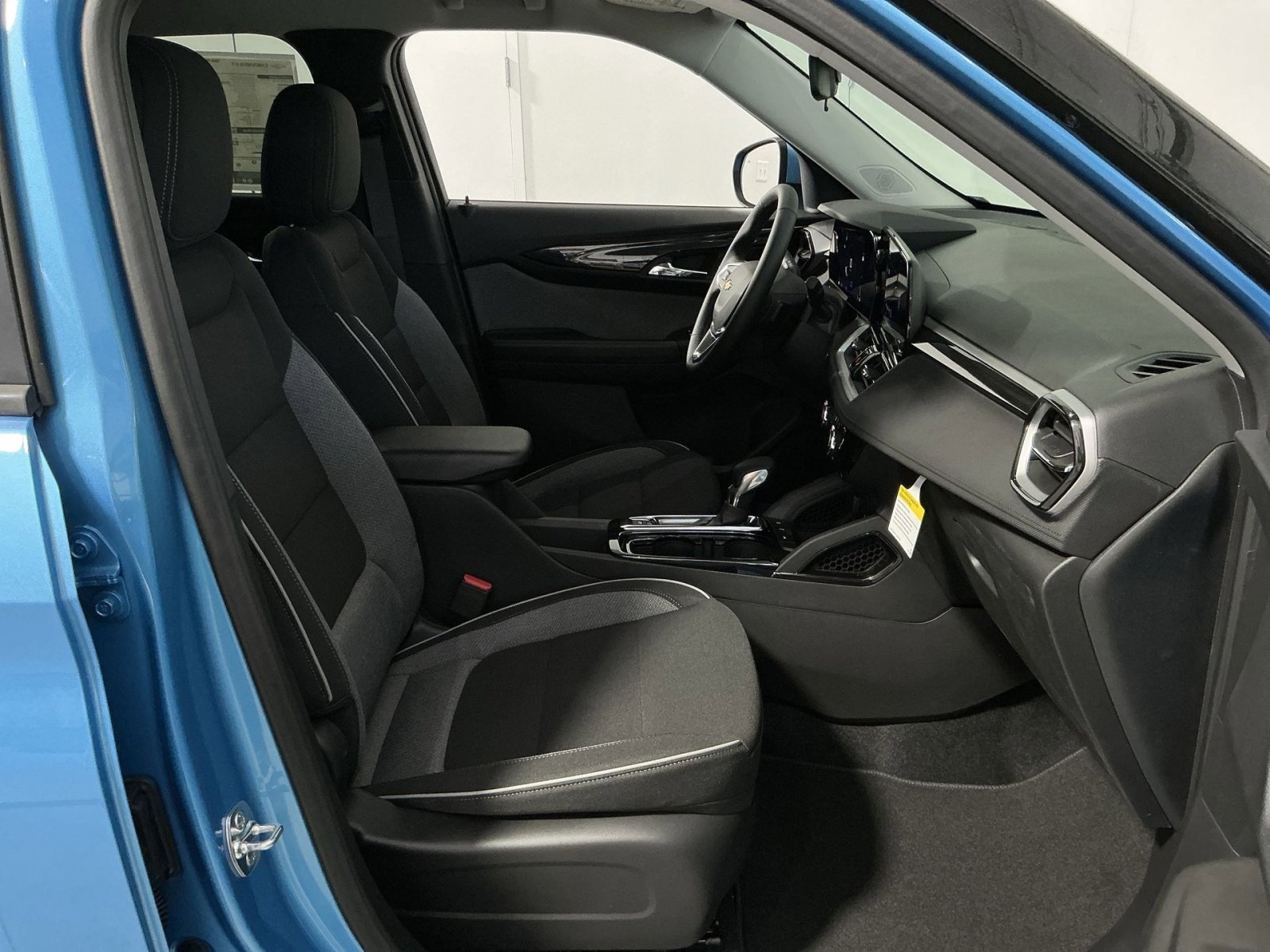 New 2026 Chevrolet TrailBlazer LT image 32