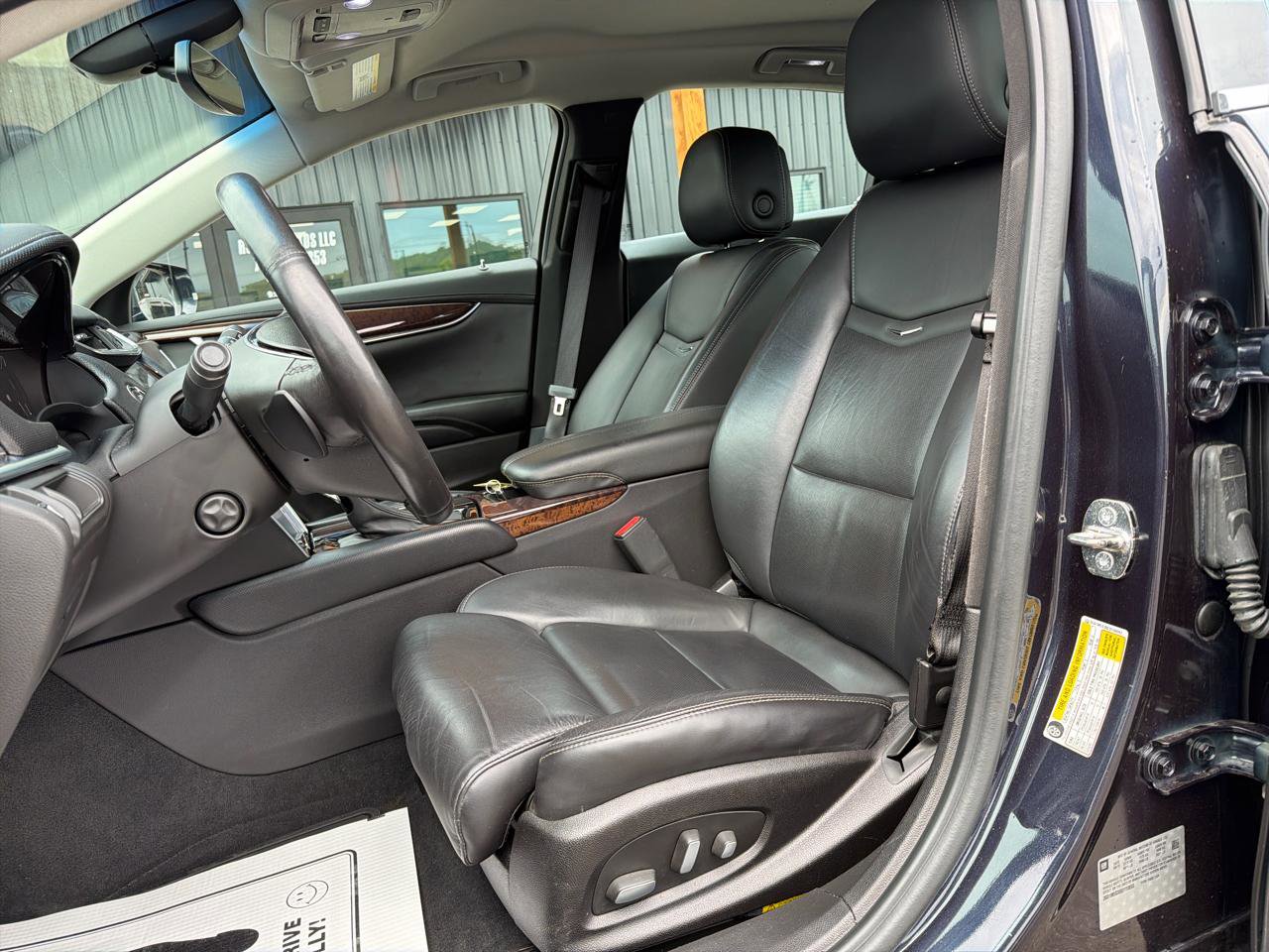 Used 2014 Cadillac XTS Luxury image 9