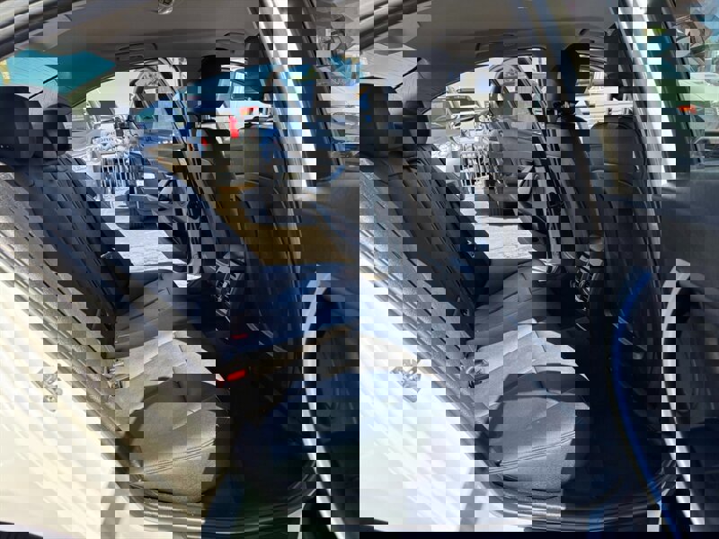 Used 2014 BMW 320i Sedan image 13