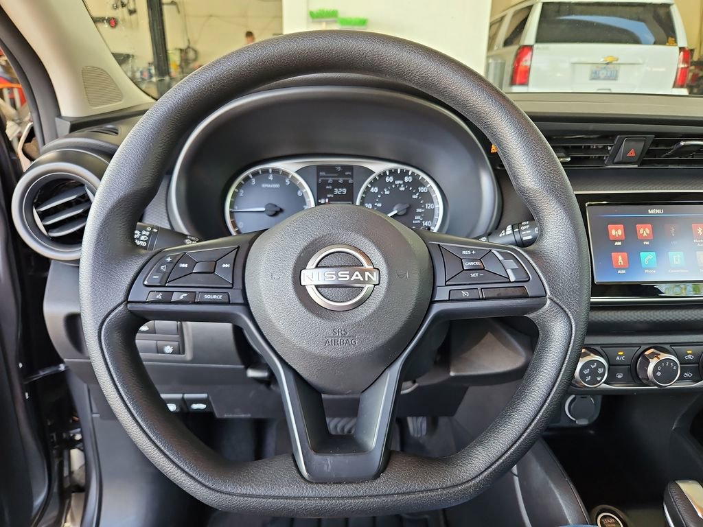 Used 2024 Nissan Kicks S image 10