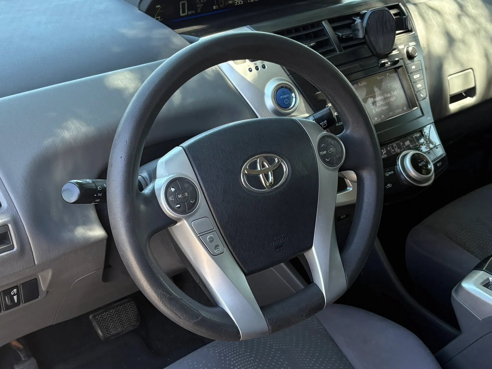 Used 2013 Toyota Prius V Two FWD image 13