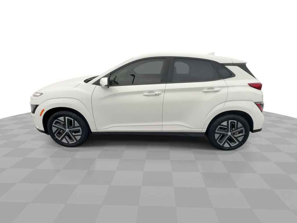 Used 2023 Hyundai Kona SE w/ Cargo Package image 5