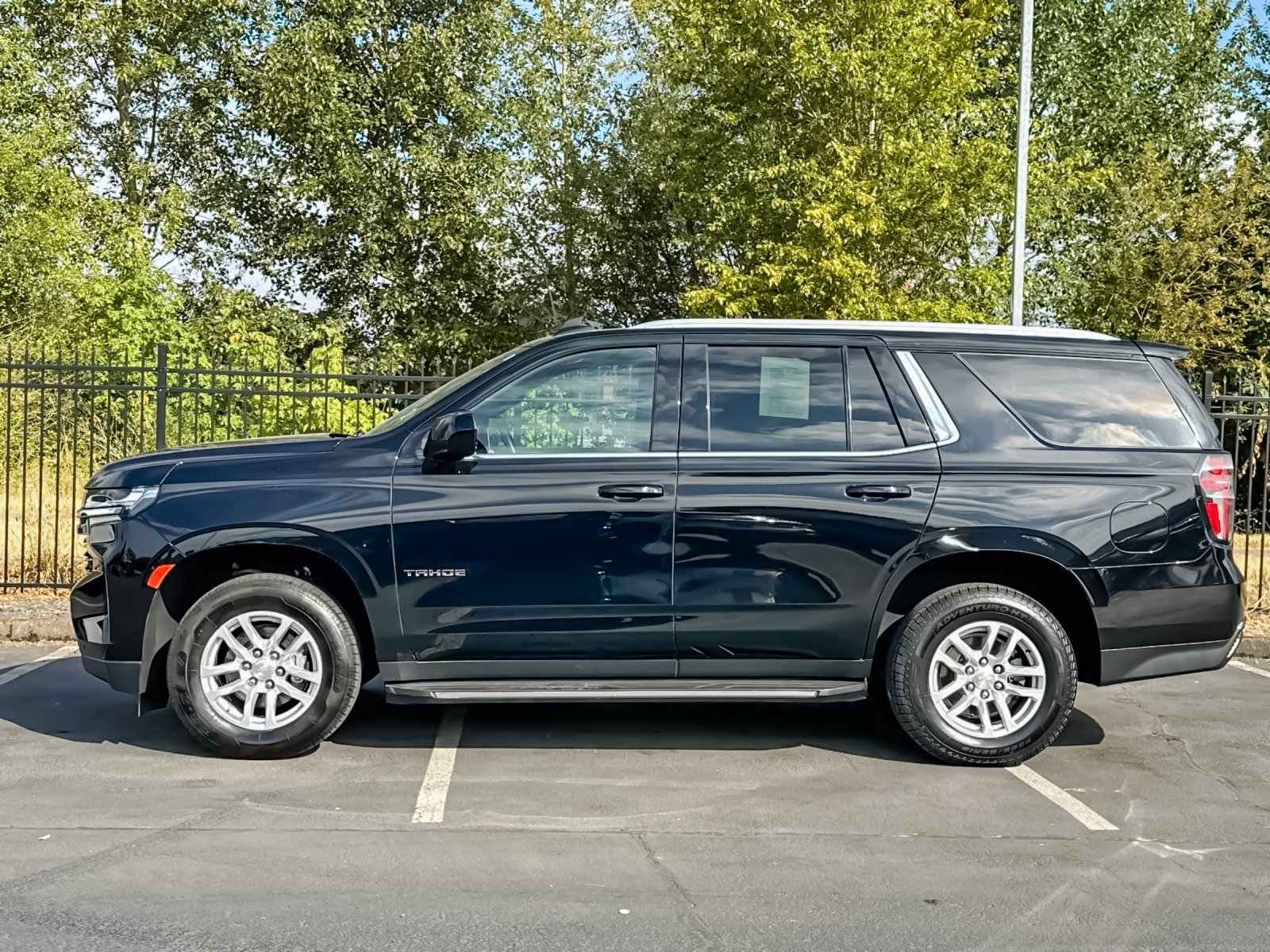 Used 2023 Chevrolet Tahoe LT AWD/4WD image 6