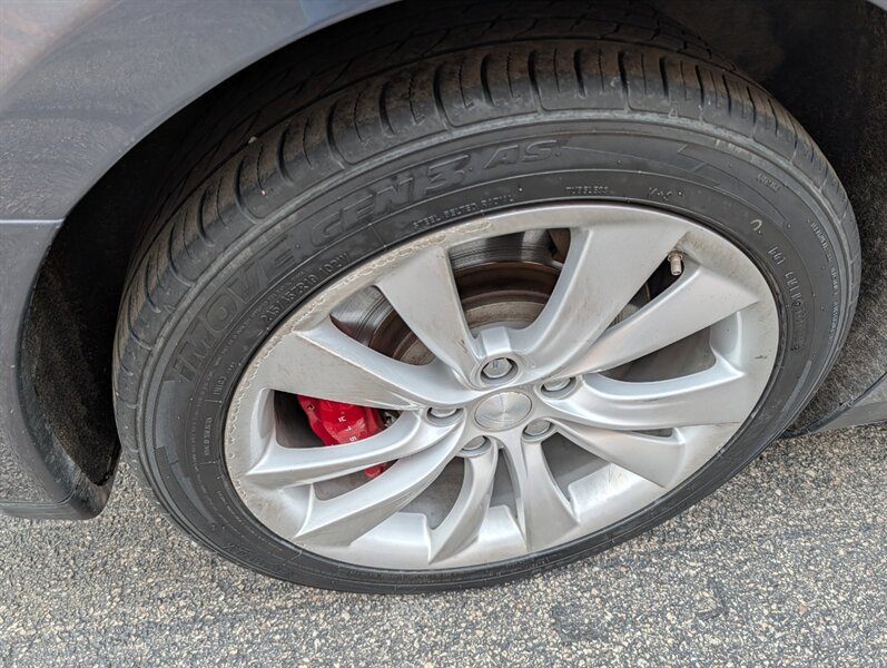 Used 2015 Tesla Model S Performance AWD/4WD image 36
