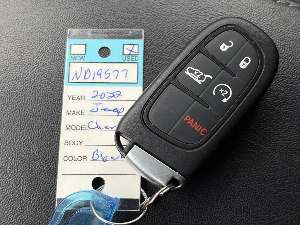 Used 2022 Jeep Cherokee Latitude Lux AWD/4WD image 37