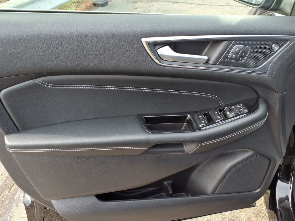Certified 2020 Ford Edge Titanium image 13