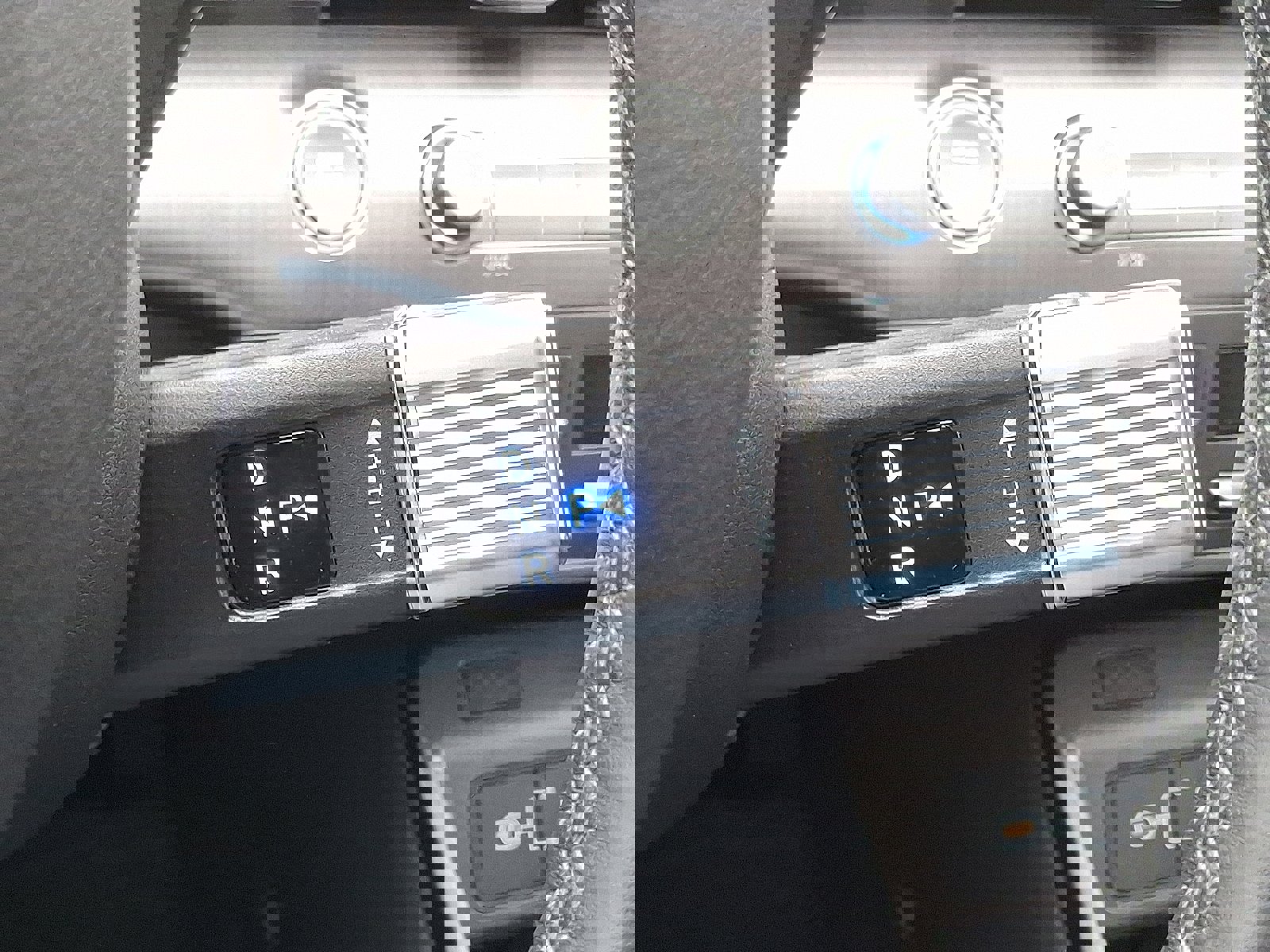 Certified 2025 Hyundai Kona Limited image 16