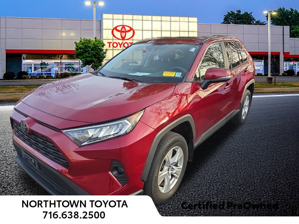 Used 2021 Toyota RAV4 XLE image 15