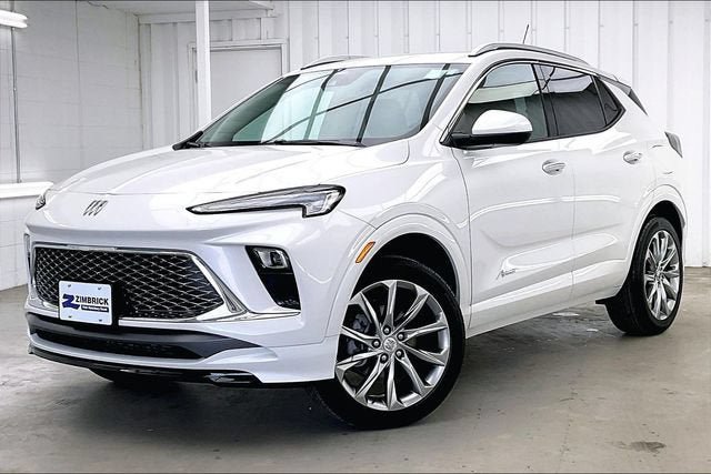 Certified 2025 Buick Encore GX Avenir w/ Avenir Convenience Package AWD/4WD image 2