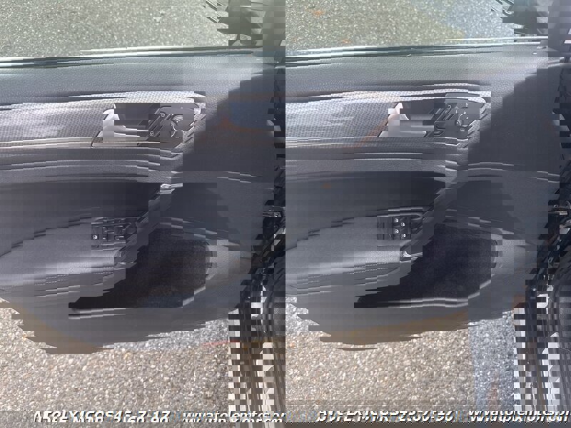 Used 2017 Volkswagen Golf Alltrack SE image 18