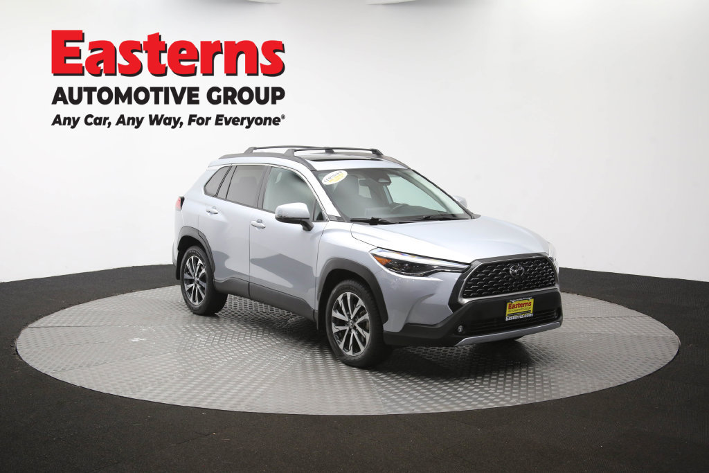 Used 2023 Toyota Corolla Cross XLE AWD/4WD image 53