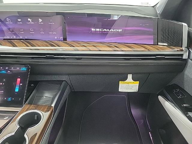 New 2026 Cadillac Escalade Platinum Luxury image 15