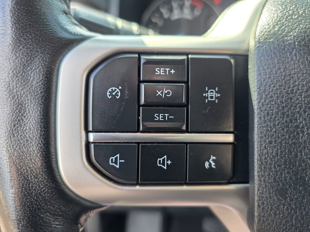 Used 2024 Ford Expedition Max XLT image 24