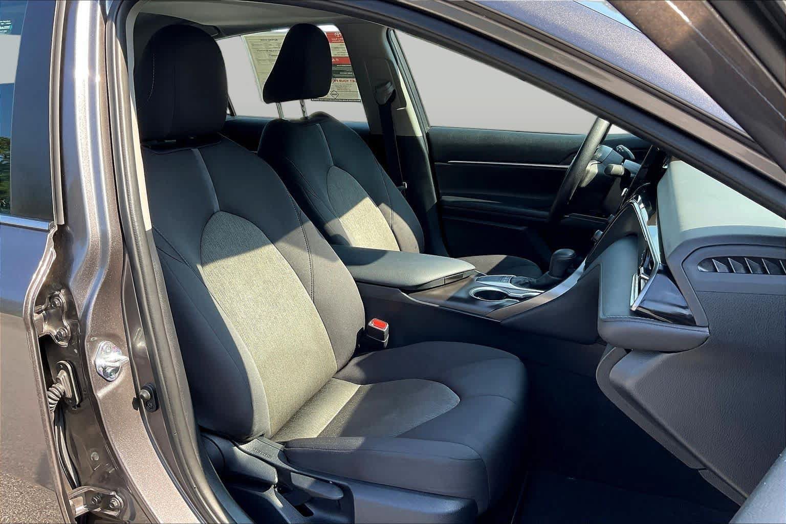 Used 2024 Toyota Camry LE w/ Convenience Package FWD image 9
