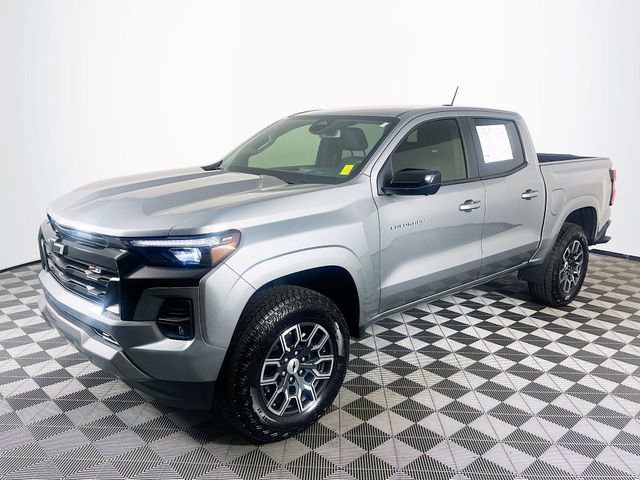 Used 2026 Chevrolet Colorado Z71 w/ Technology Package AWD/4WD image 4