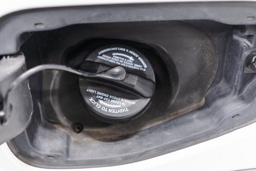 Used 2021 Jeep Gladiator Overland w/ Uconnect 4C Nav & Sound Group image 40