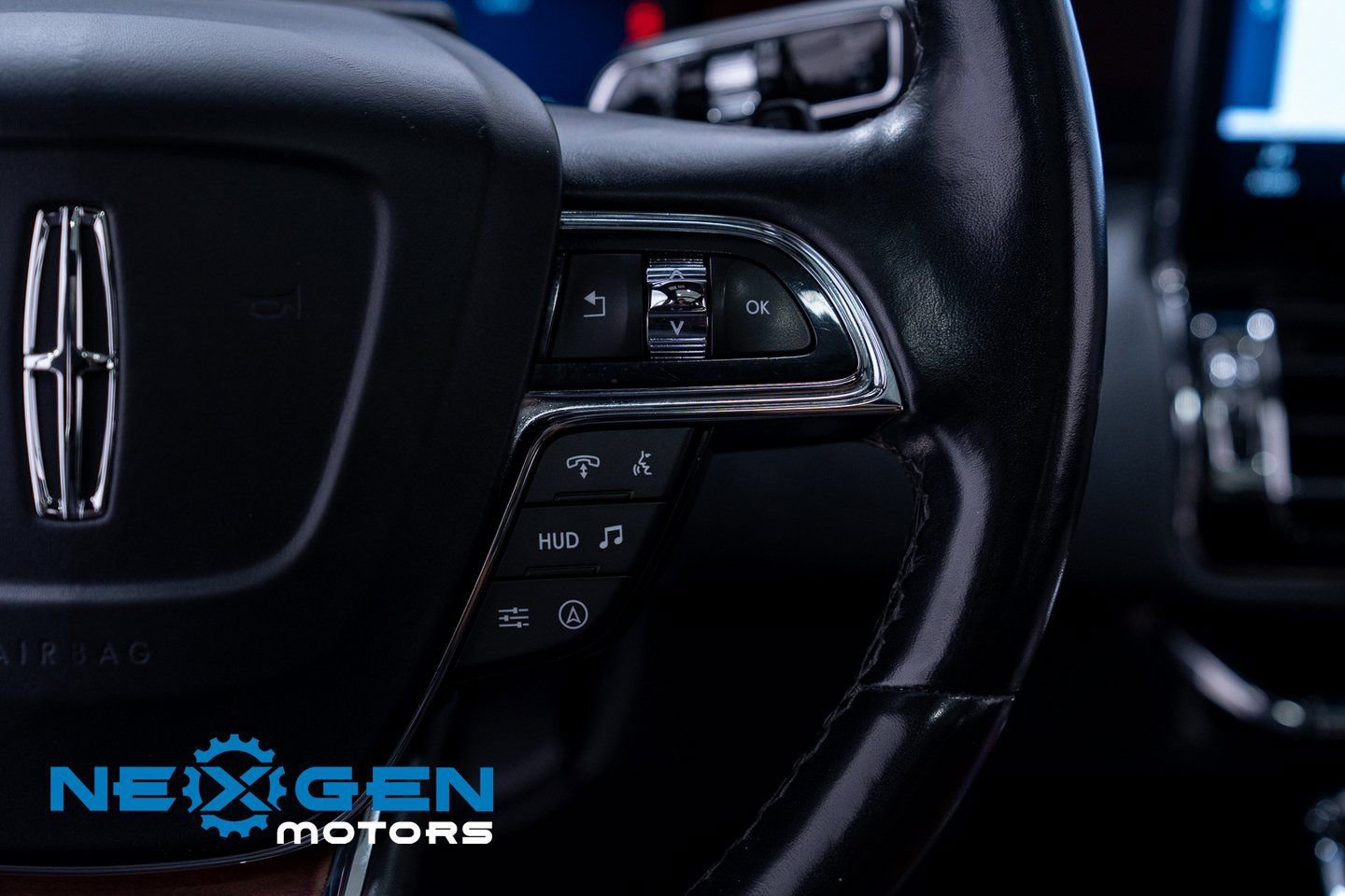 Used 2022 Lincoln Navigator Reserve image 17