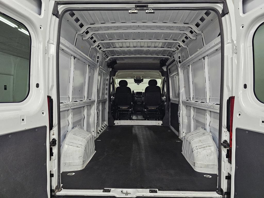 Used 2023 RAM ProMaster 2500 FWD image 25