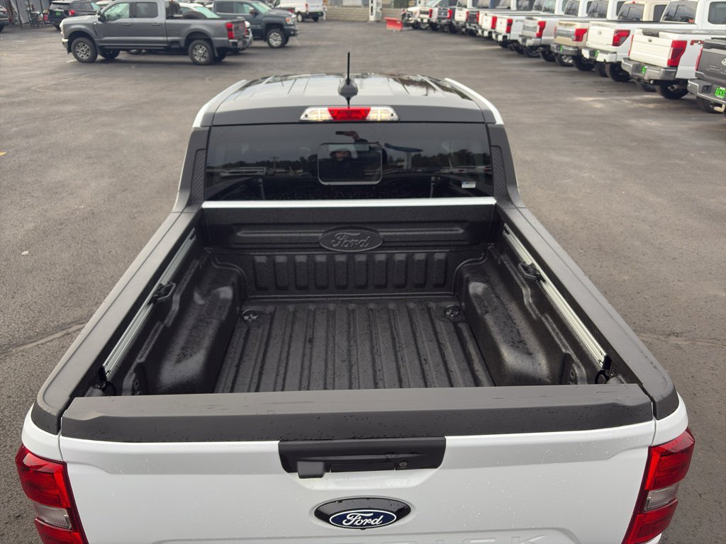 New 2026 Ford Maverick Lariat w/ Black Appearance Package image 5