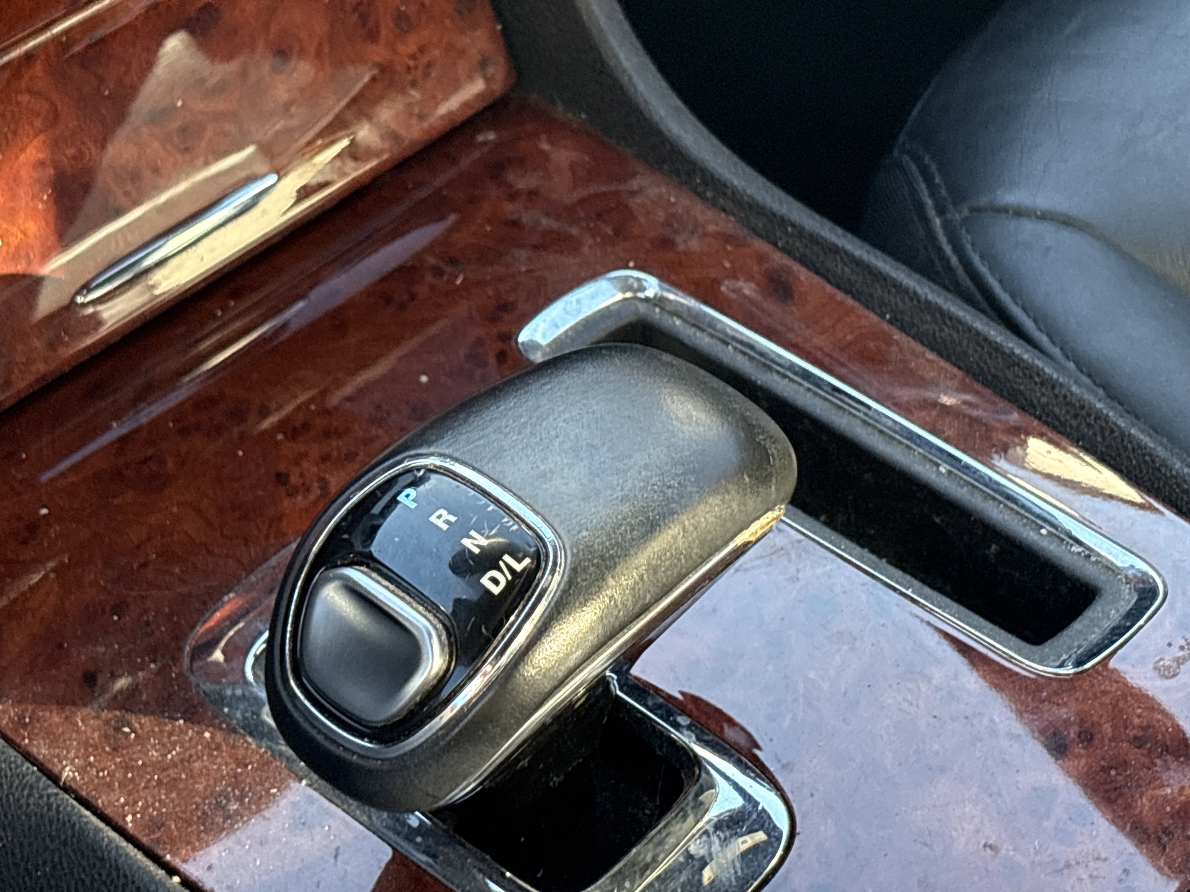 Used 2013 Chrysler 300 AWD w/ Driver Convenience Group image 23