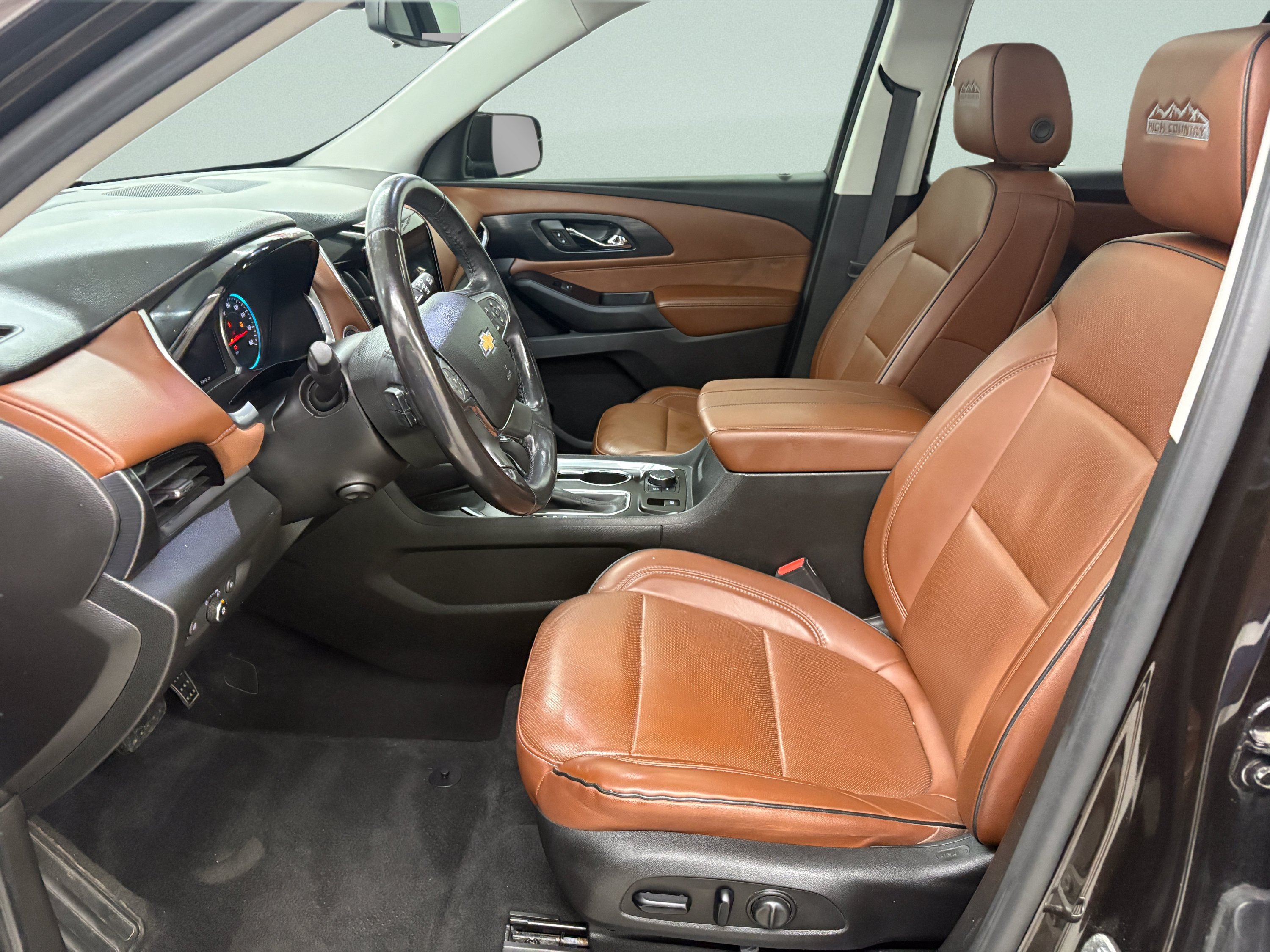 Used 2018 Chevrolet Traverse High Country AWD/4WD image 12