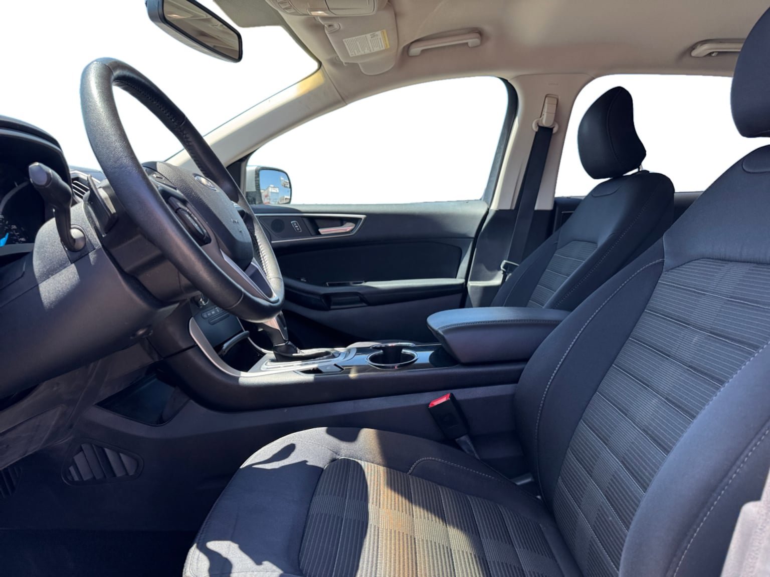 Used 2016 Ford Edge SEL FWD image 10