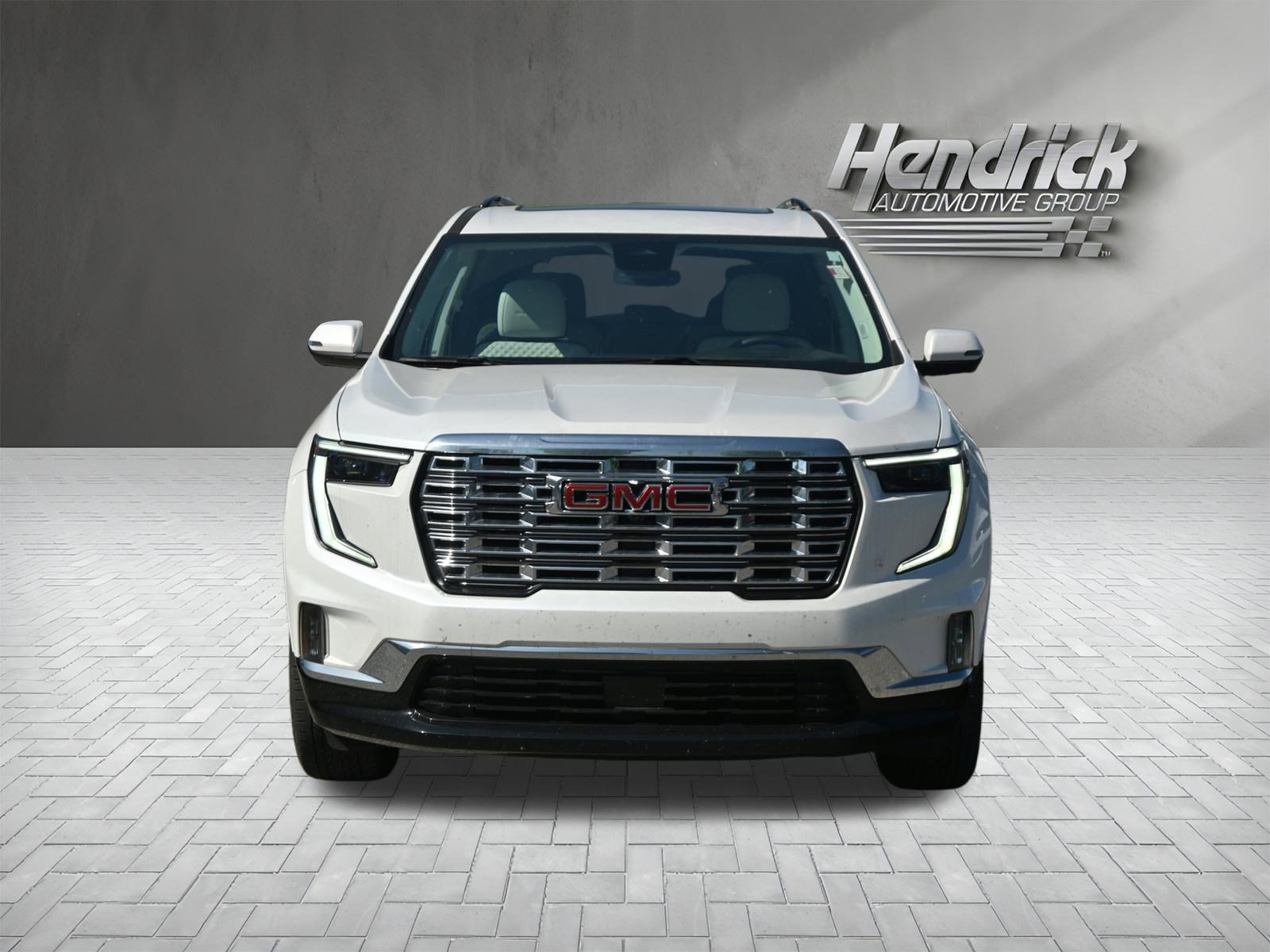 Used 2024 GMC Acadia Denali image 5