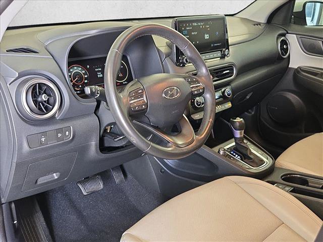 Used 2022 Hyundai Kona Limited AWD/4WD image 10