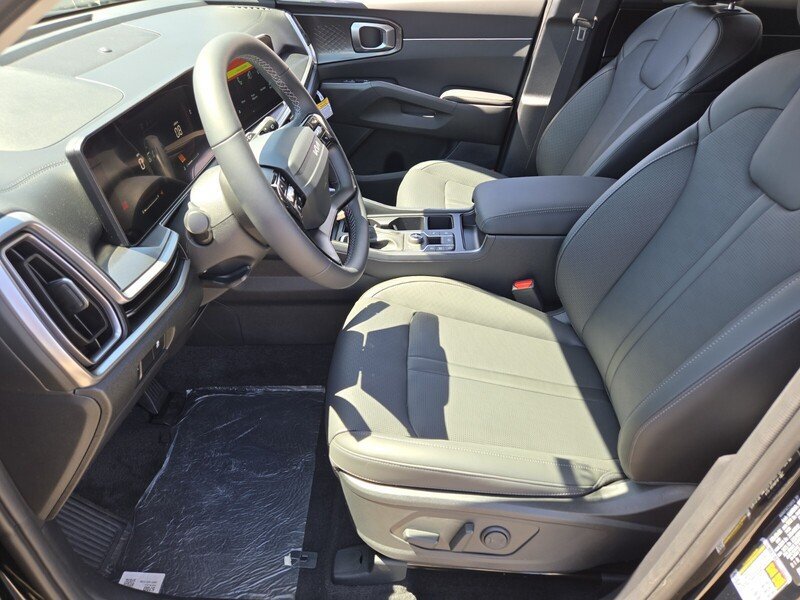 New 2026 Kia Sorento S AWD/4WD image 6