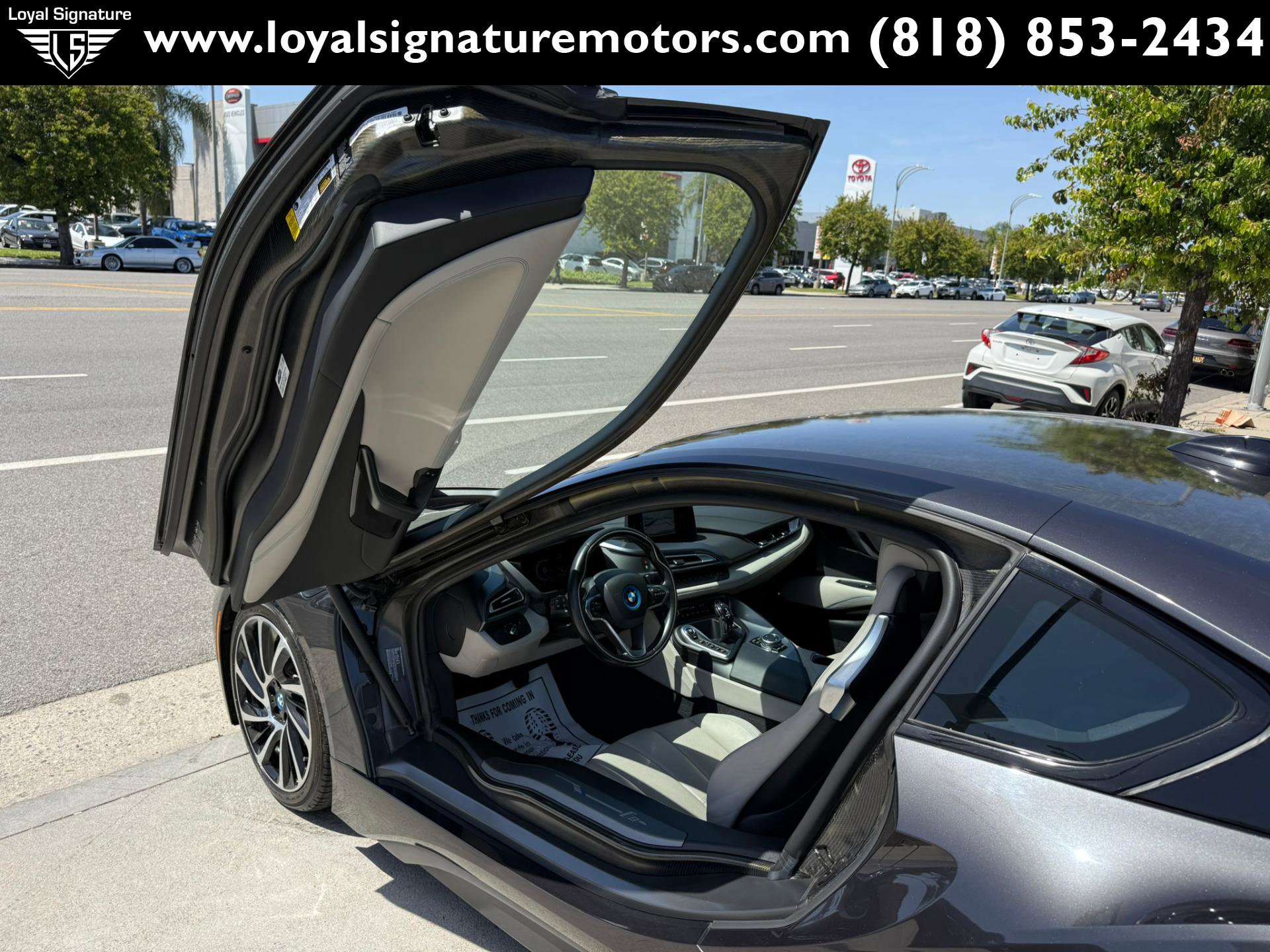 Used 2015 BMW i8 image 15