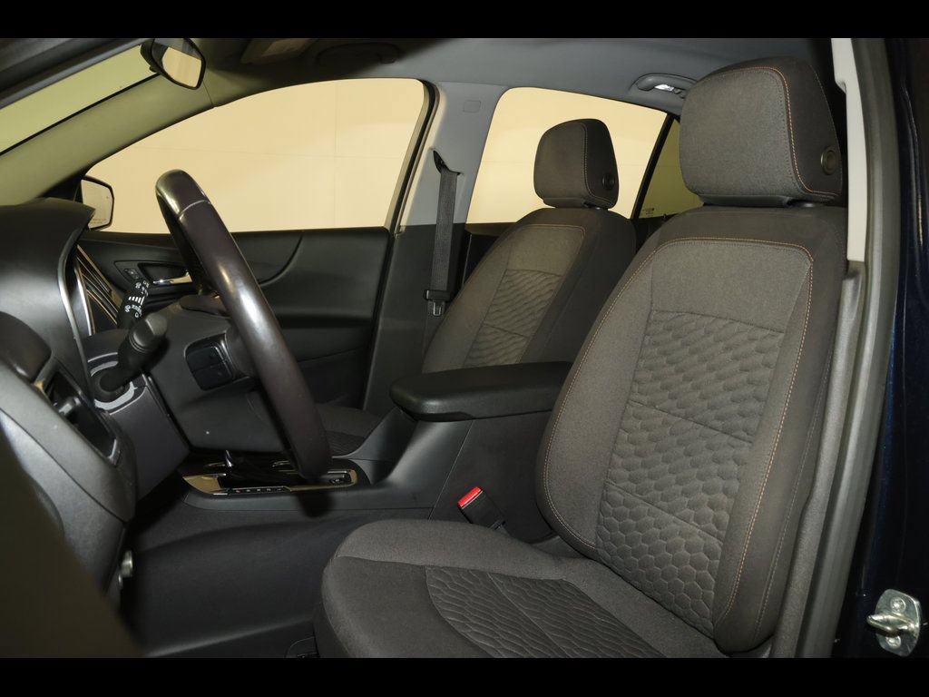 Used 2021 Chevrolet Equinox LT FWD image 25
