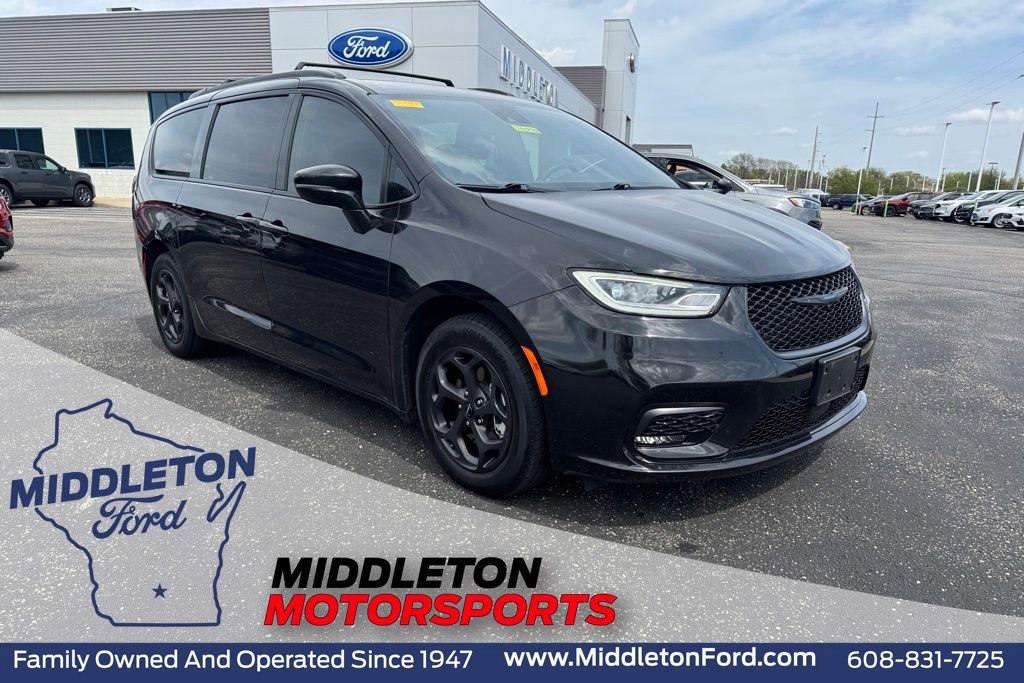 Used 2021 Chrysler Pacifica Limited w/ S Appearance Package