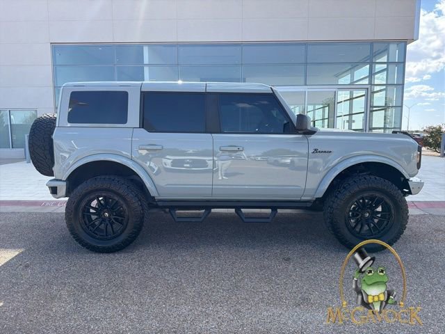 Used 2024 Ford Bronco Black Diamond AWD/4WD image 3