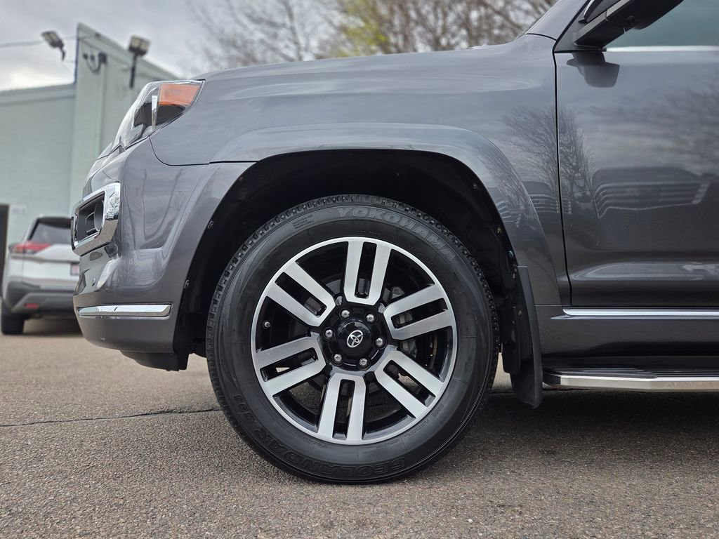 Used 2021 Toyota 4Runner Limited image 10