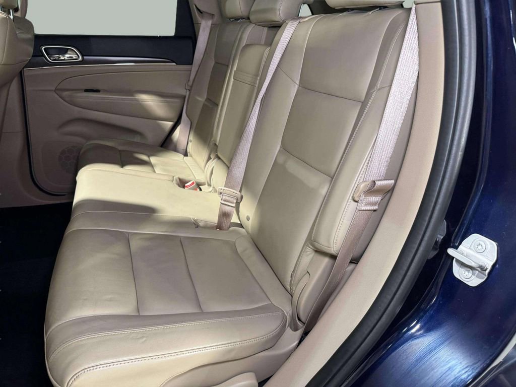 Used 2017 Jeep Grand Cherokee Limited image 25