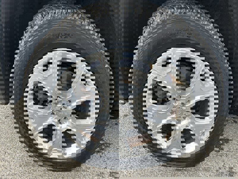 Used 2016 Jeep Renegade Limited image 7