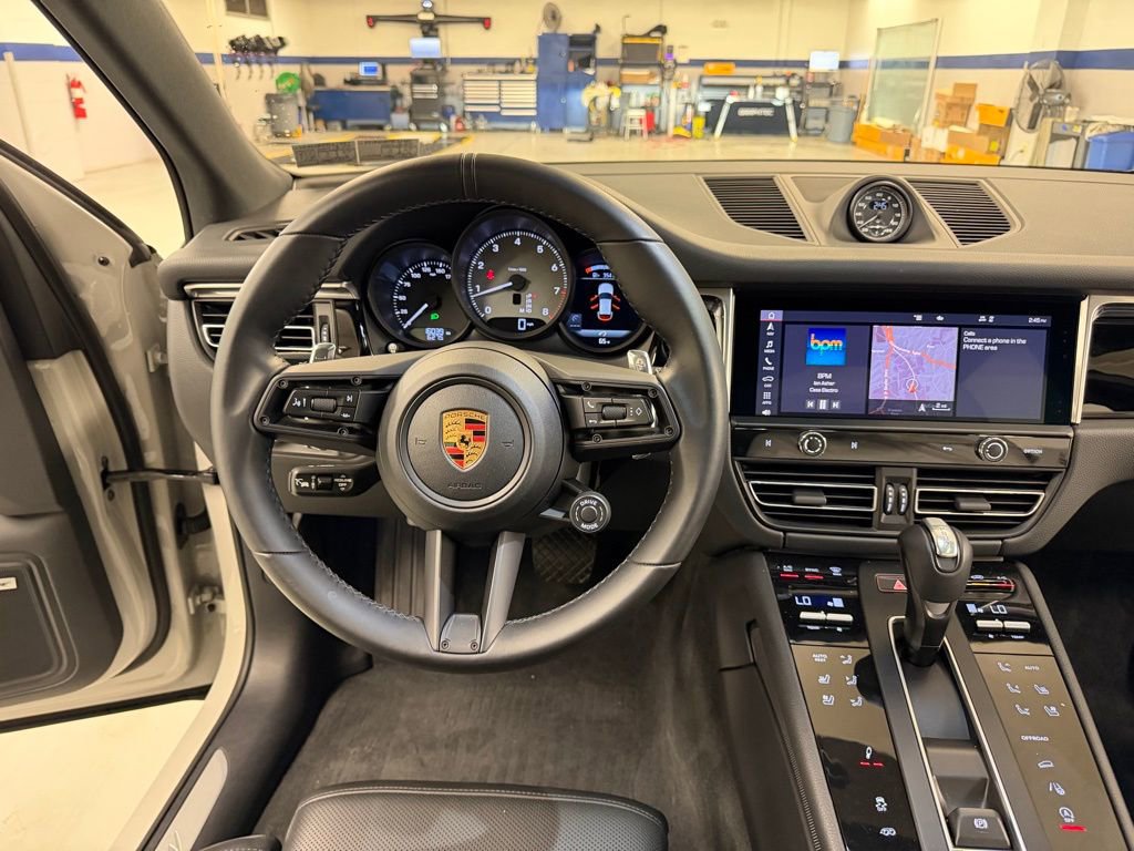 Used 2023 Porsche Macan S image 20