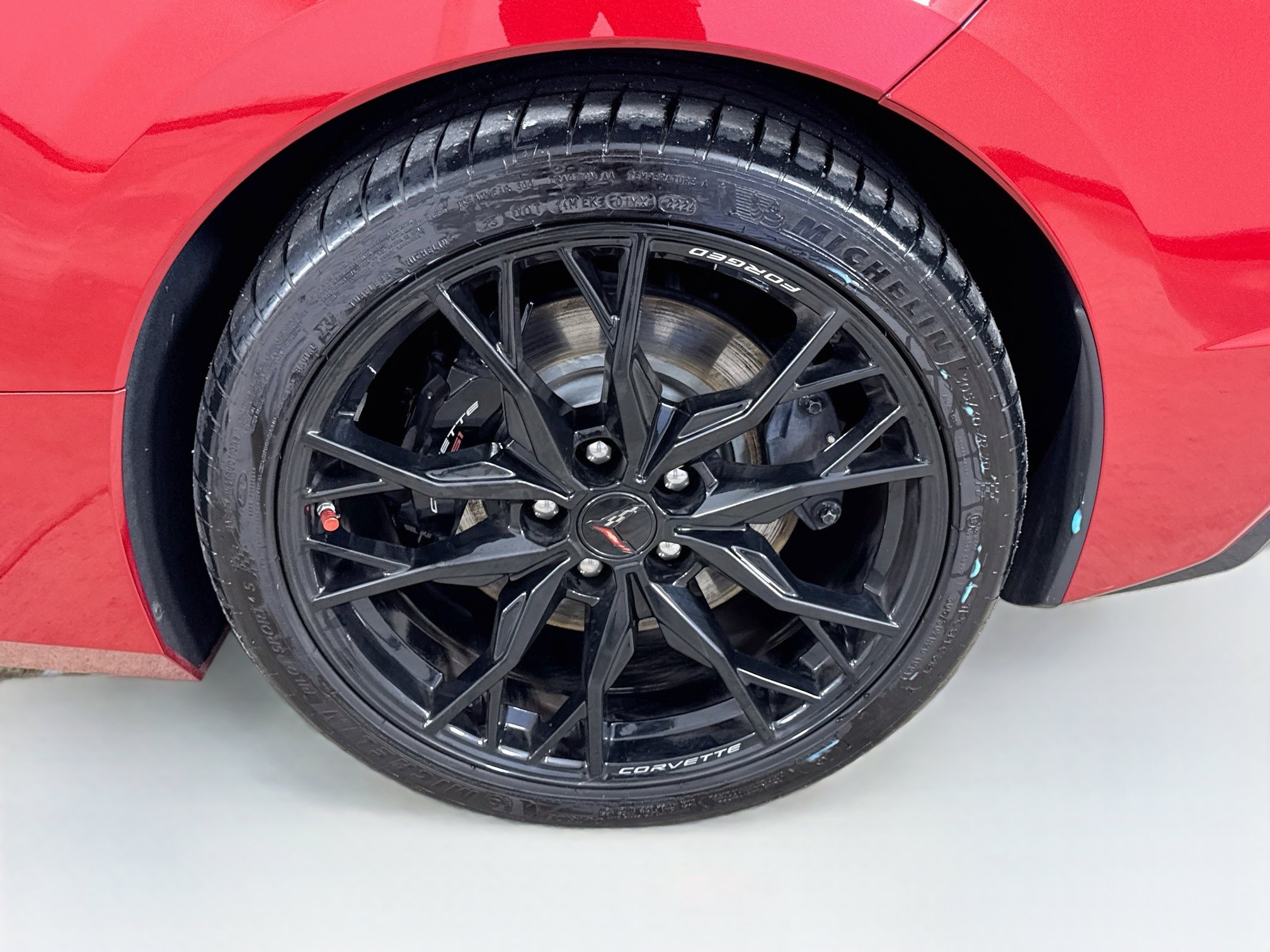 Used 2024 Chevrolet Corvette Stingray Preferred Cpe w/ Z51 Performance Package RWD image 29