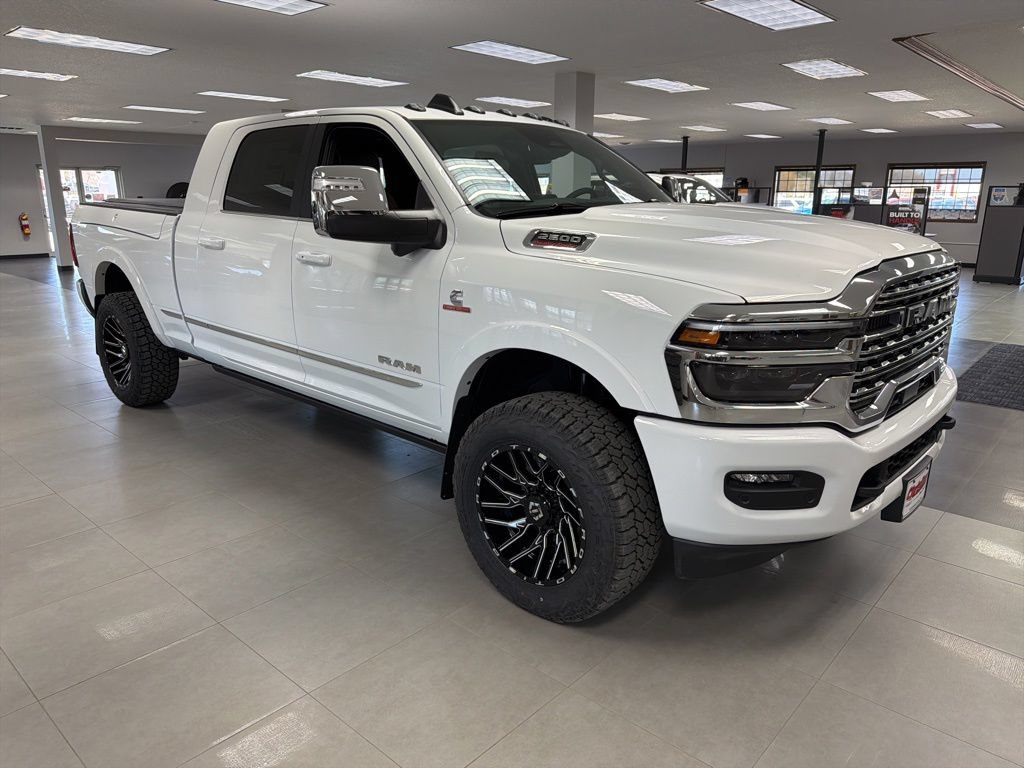 New 2026 RAM 2500 Limited AWD/4WD image 3