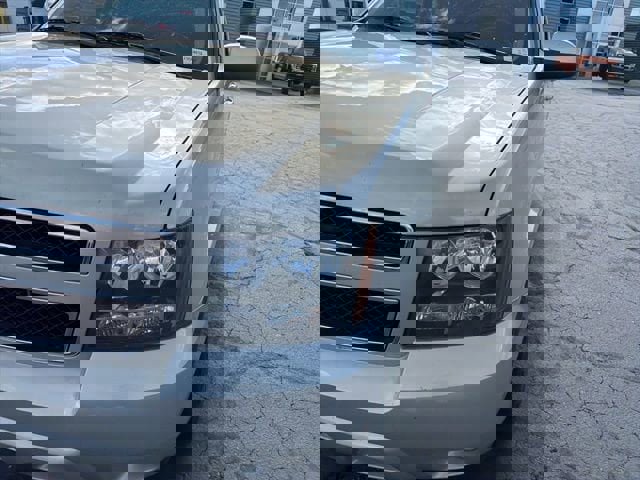 Used 2009 Chevrolet Tahoe LT w/ Luxury Package AWD/4WD image 17