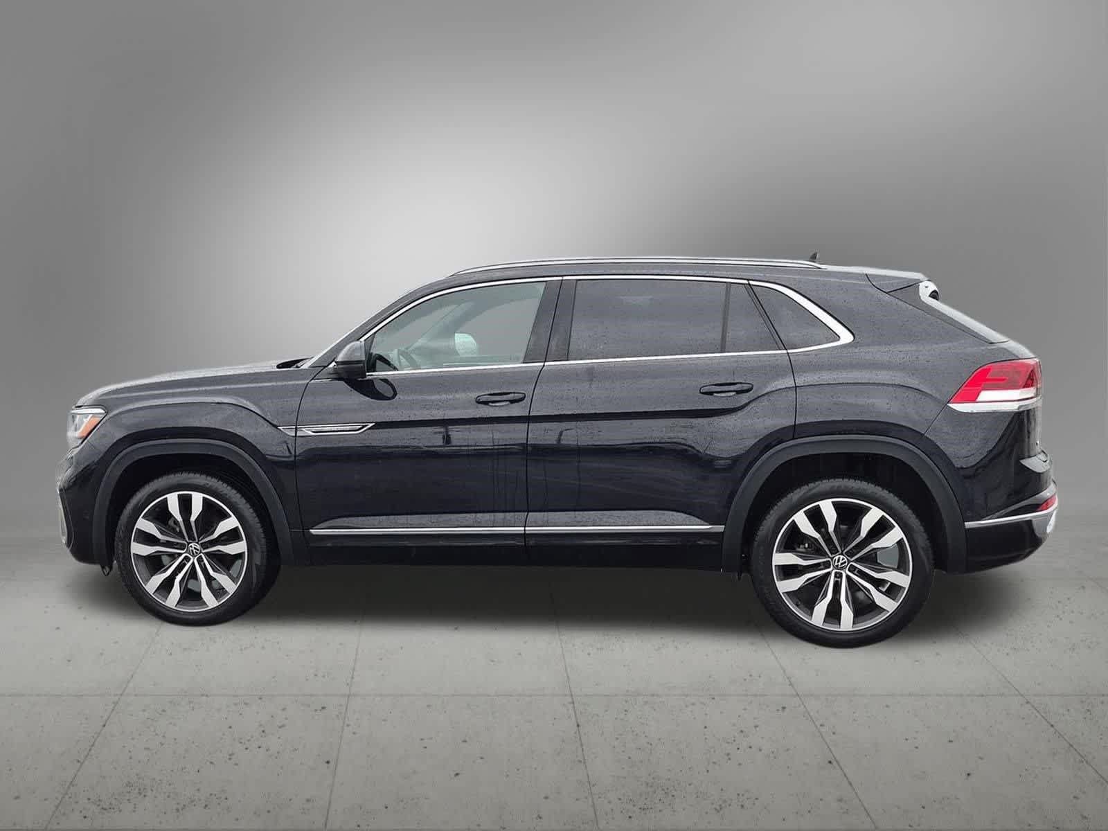 Used 2022 Volkswagen Atlas Cross Sport SEL Premium R-Line AWD/4WD image 3