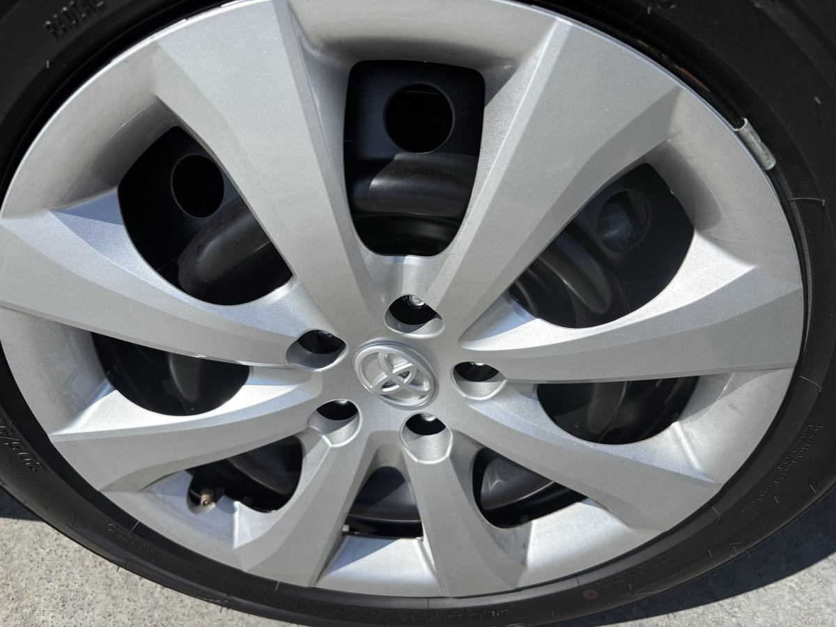 Used 2025 Toyota Corolla LE image 11