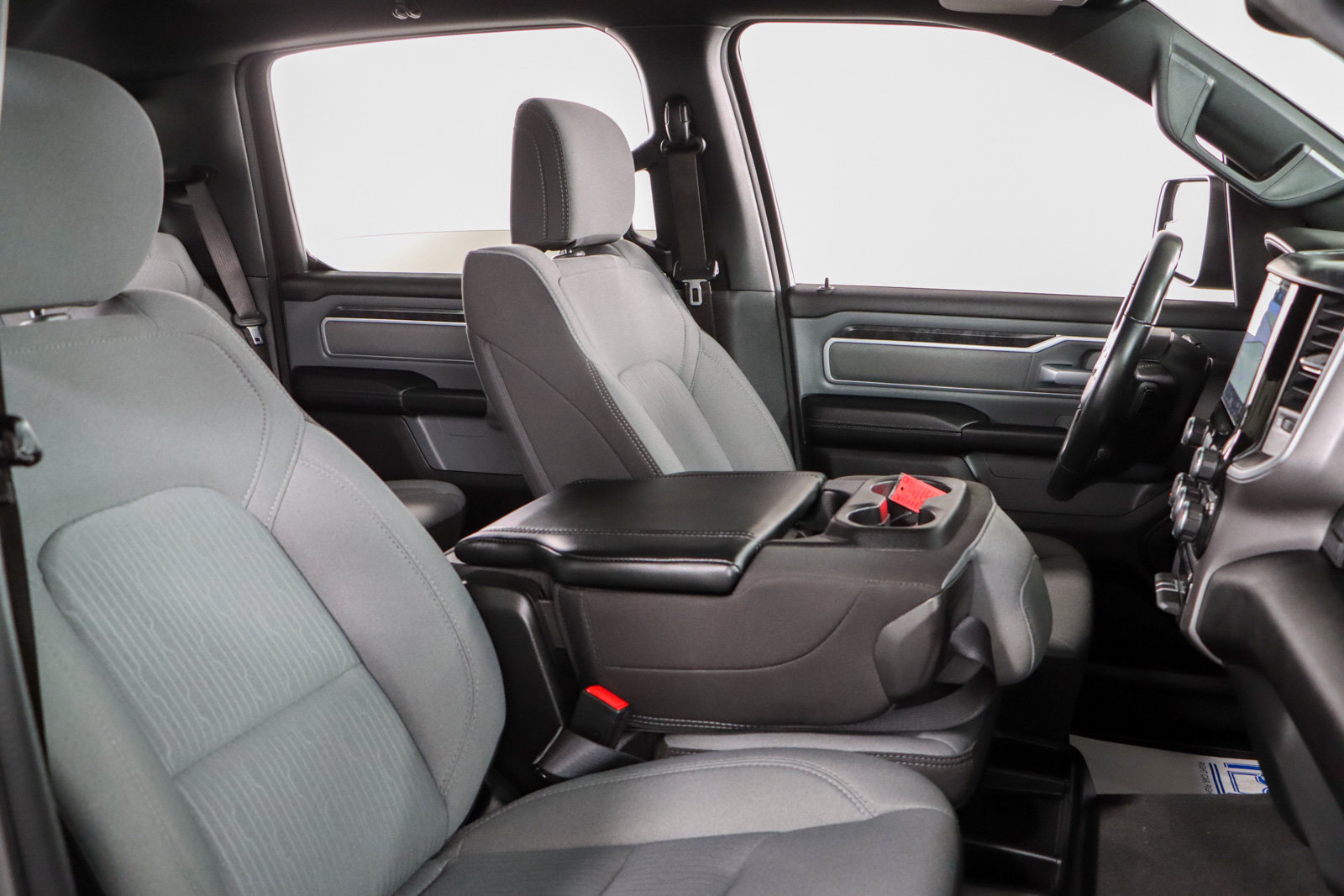 Used 2022 RAM 1500 Big Horn AWD/4WD image 27