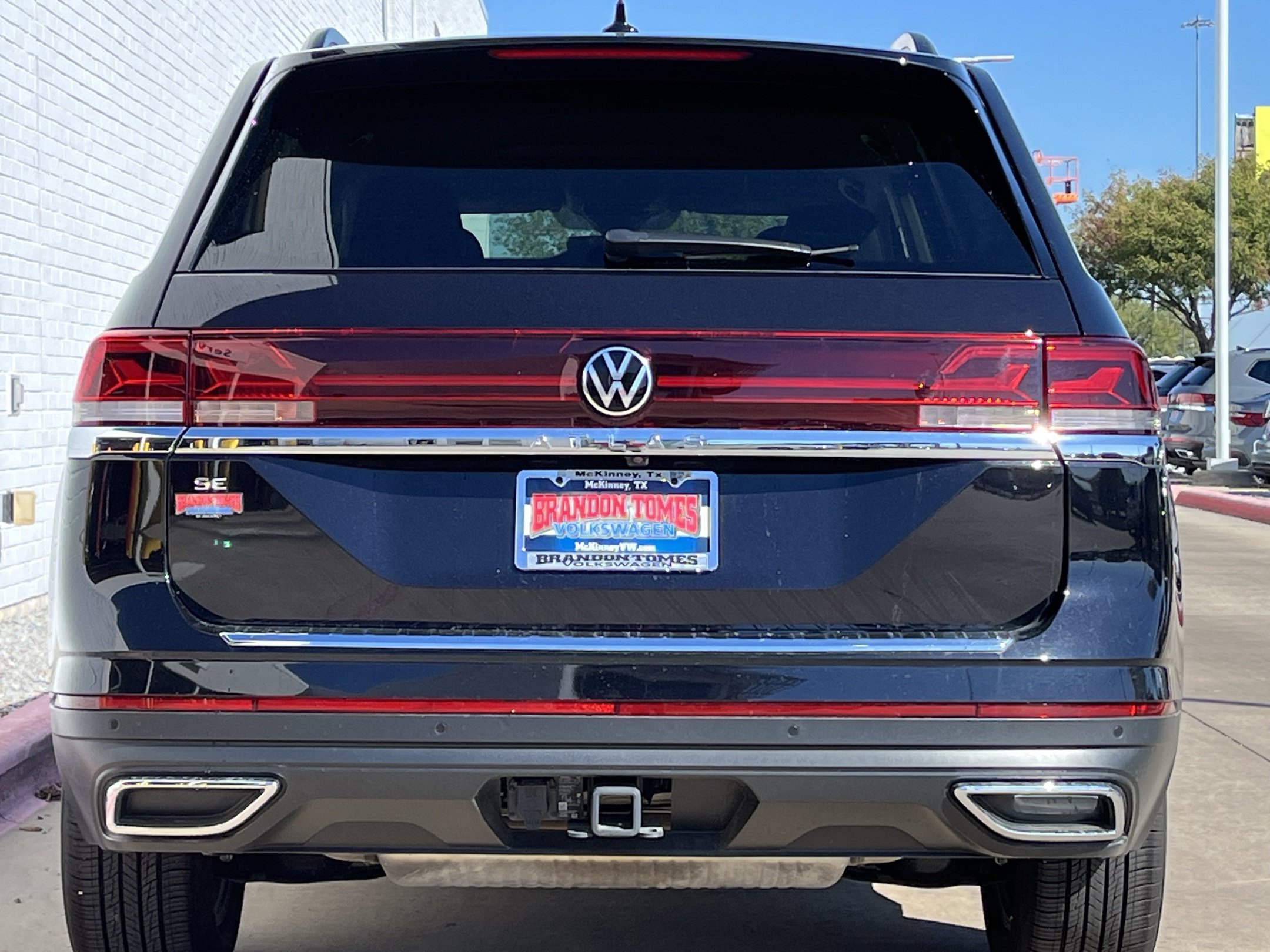 Certified 2026 Volkswagen Atlas SE FWD image 6