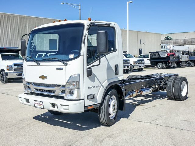 New 2025 Chevrolet Low Cab Forward 5500XG RWD image 7