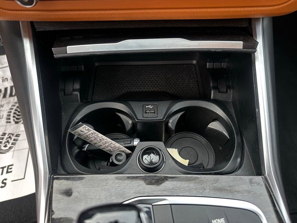 Used 2019 BMW 330i Sedan w/ Luxury Package image 17