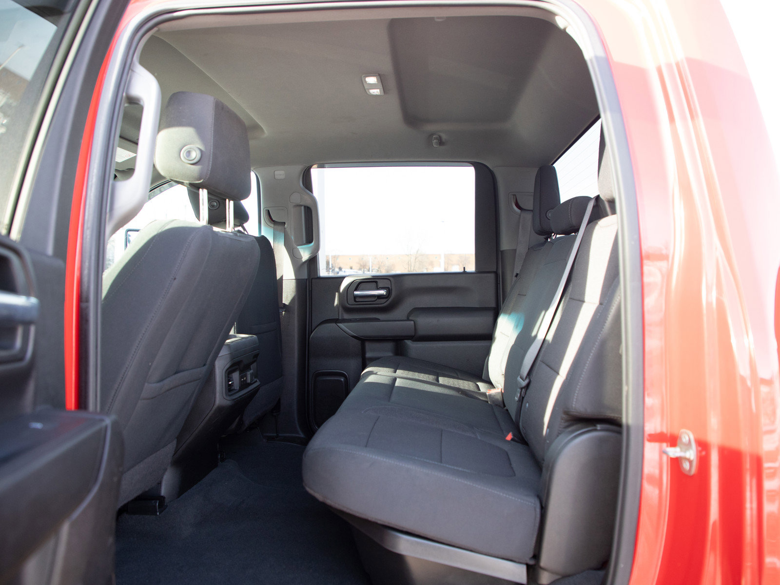 Used 2021 Chevrolet Silverado 2500 LT w/ Convenience Package image 17