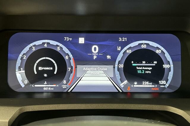 Used 2025 Toyota 4Runner 4WD image 29