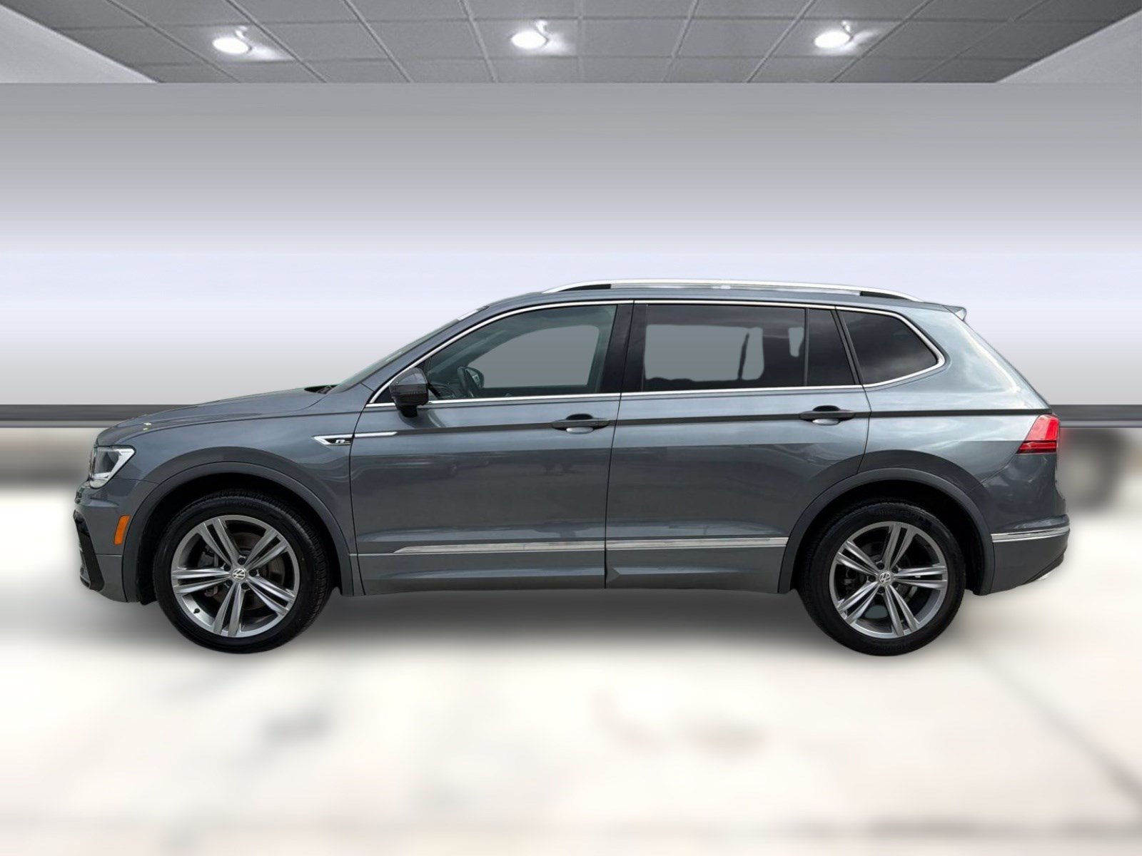 Used 2019 Volkswagen Tiguan SEL R-Line FWD video 2