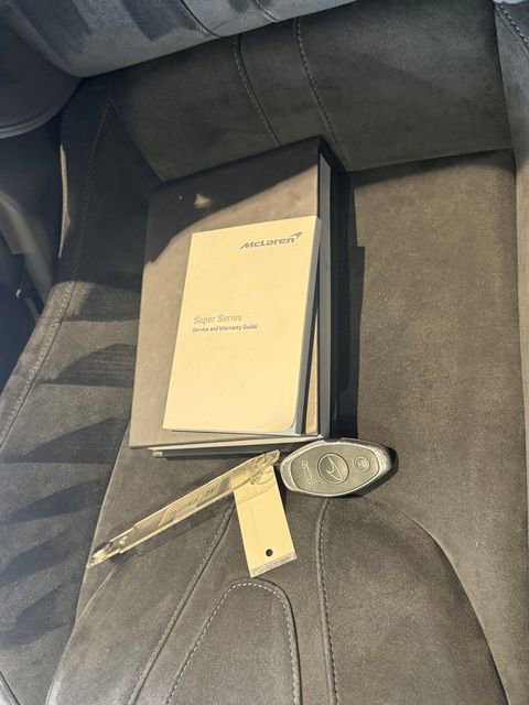 Used 2019 McLaren 720S Performance RWD image 43